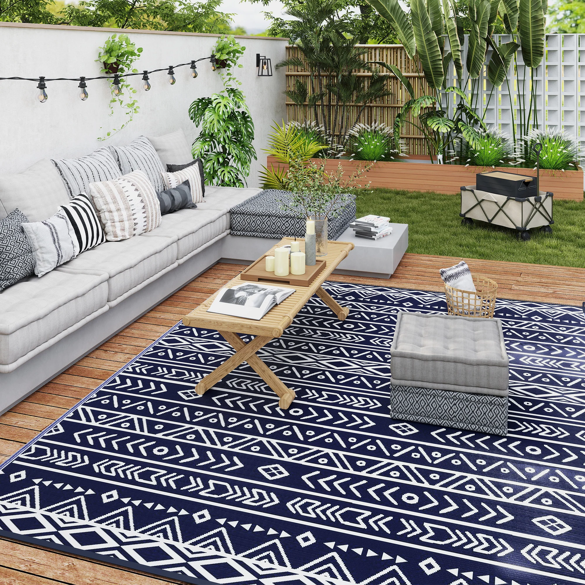 8' x 10' Reversible Waterproof Plastic Straw Outdoor Rug in Blue & White Geometric - Image 4